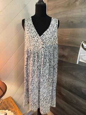 LOFT Black & White Floral Midi Dress